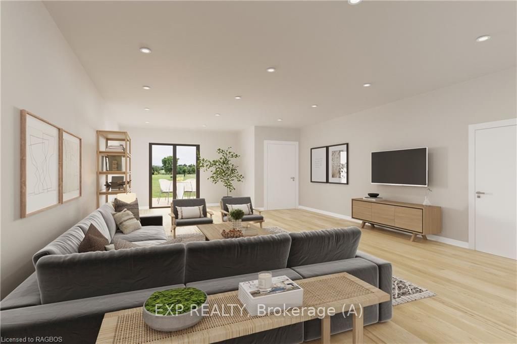 305 Arnaud Street Property Photo 4