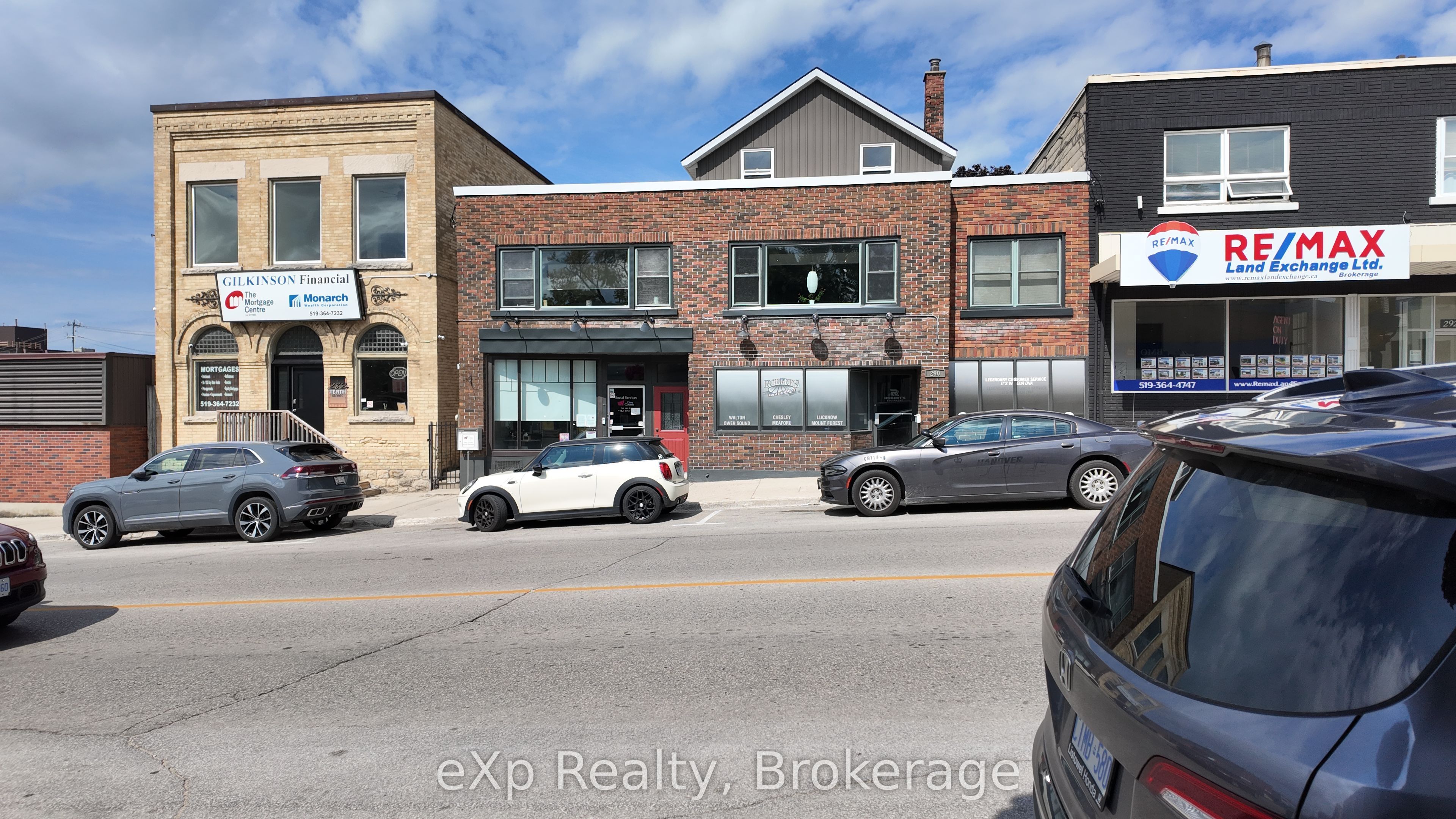290 10th Street Property Photo 2