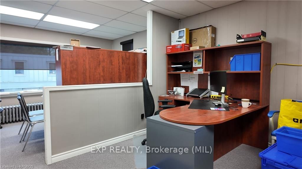 290 10th Street Property Photo 10
