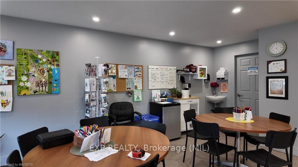 290 10th Street Property Photo 13