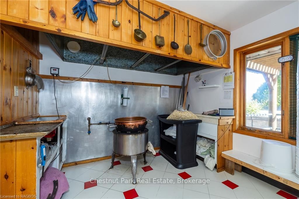 18 Bay Street Property Photo 16