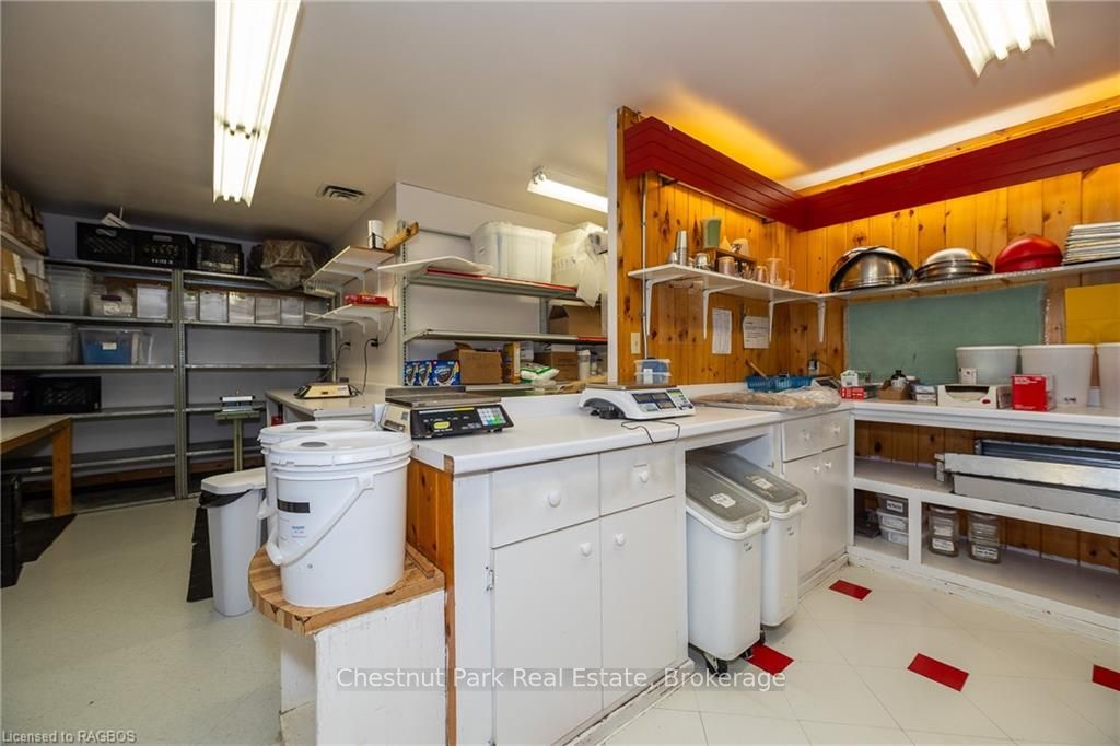 18 Bay Street Property Photo 18