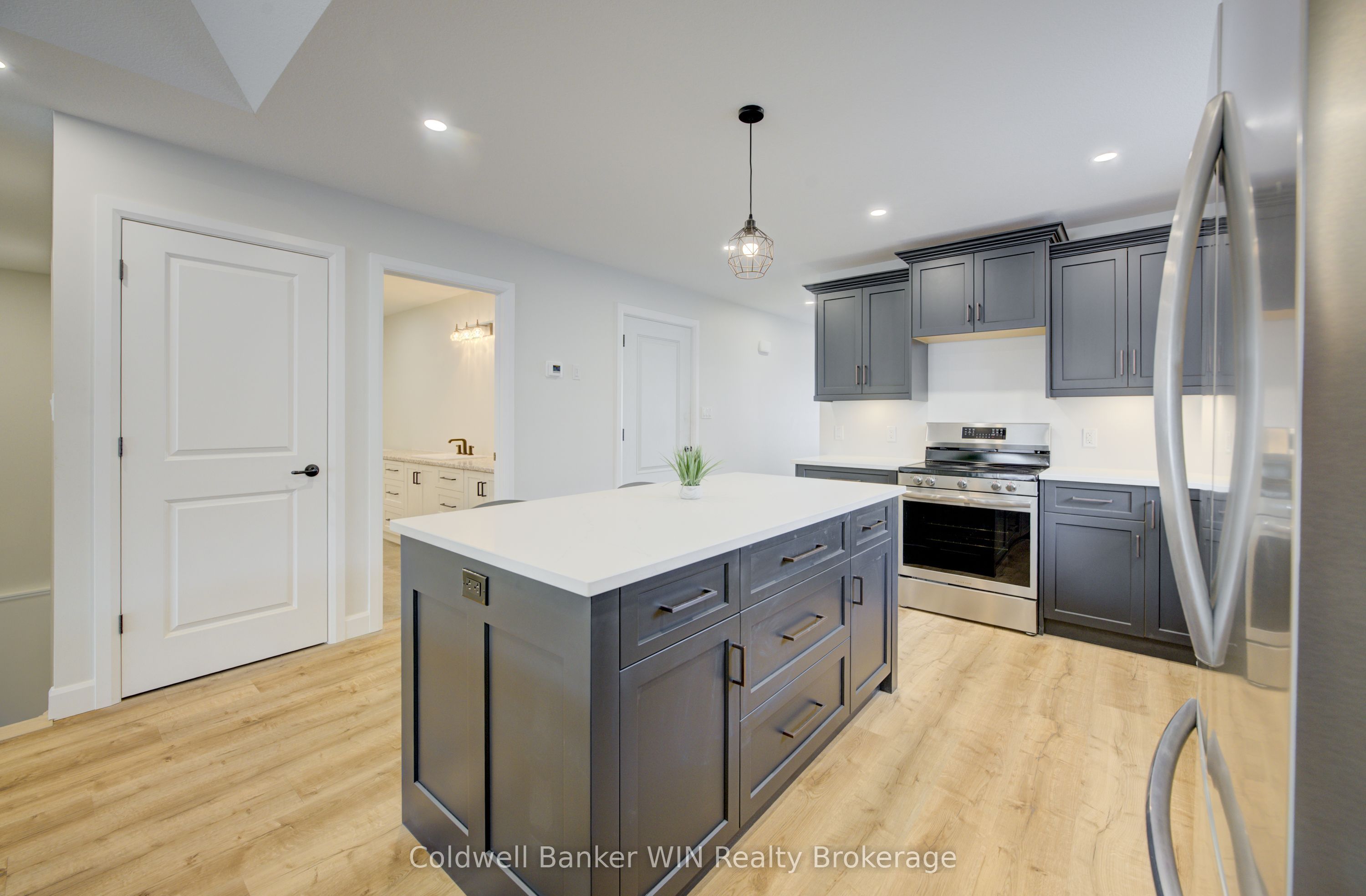 217 Elgin Street Property Photo 6
