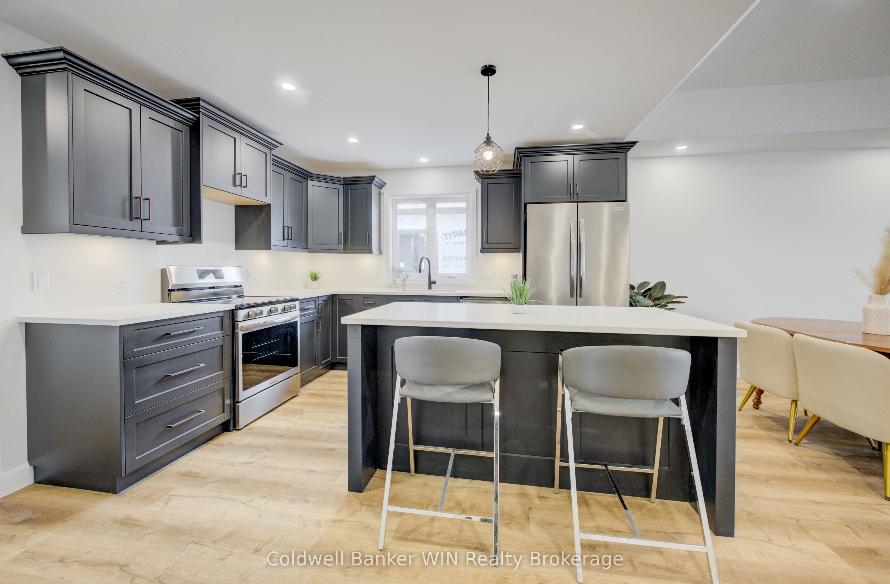 217 Elgin Street Property Photo 9