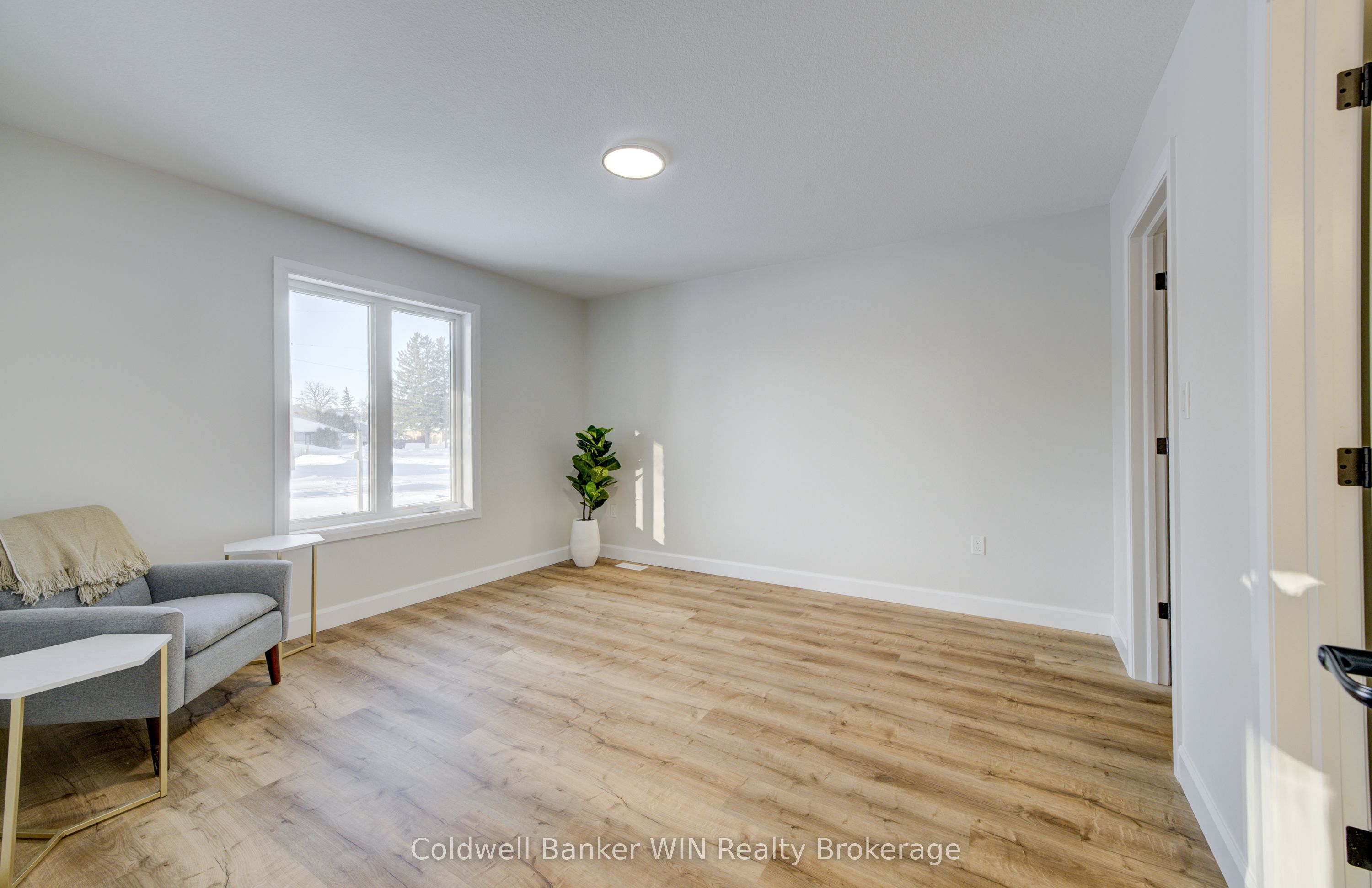 217 Elgin Street Property Photo 15