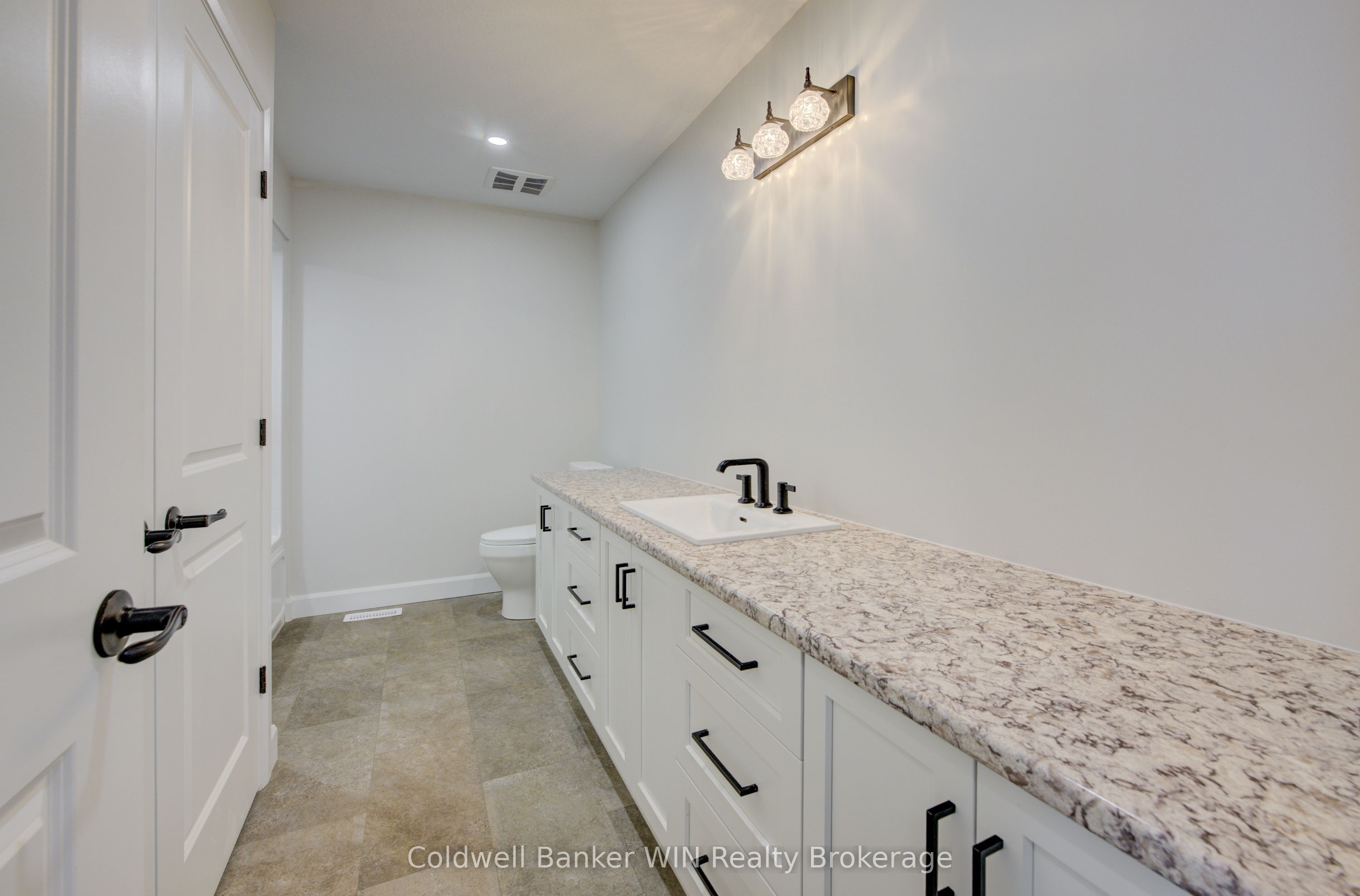 217 Elgin Street Property Photo 19