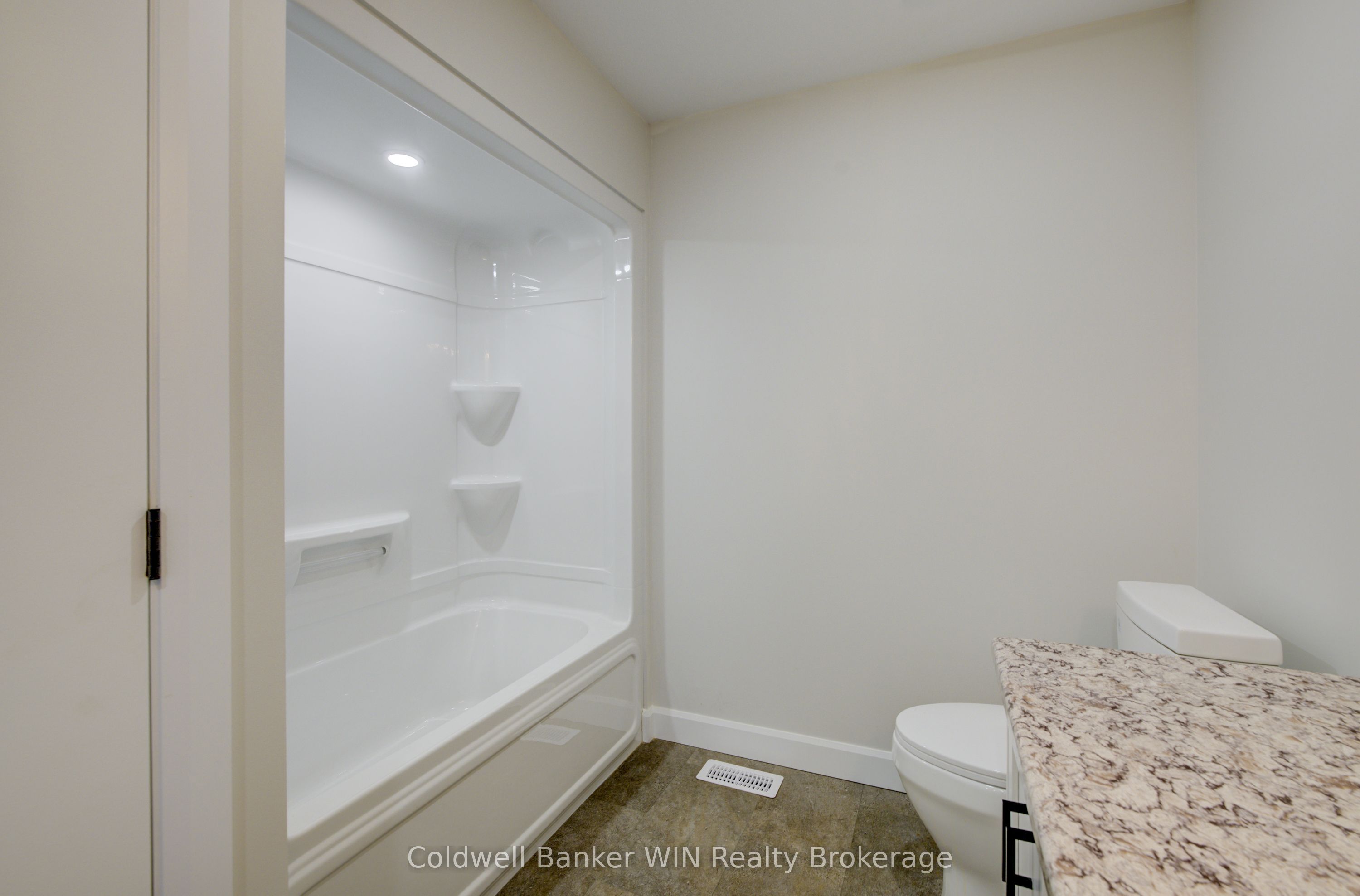217 Elgin Street Property Photo 20