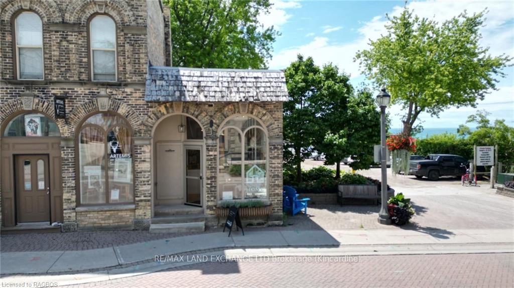 284 Harbour Street Property Photo 2