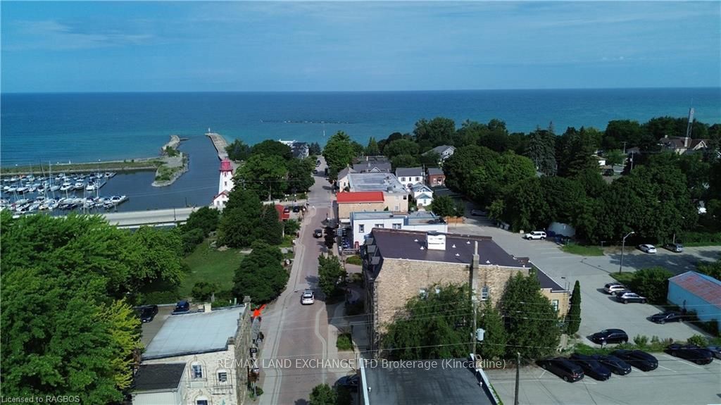 284 Harbour Street Property Photo 9