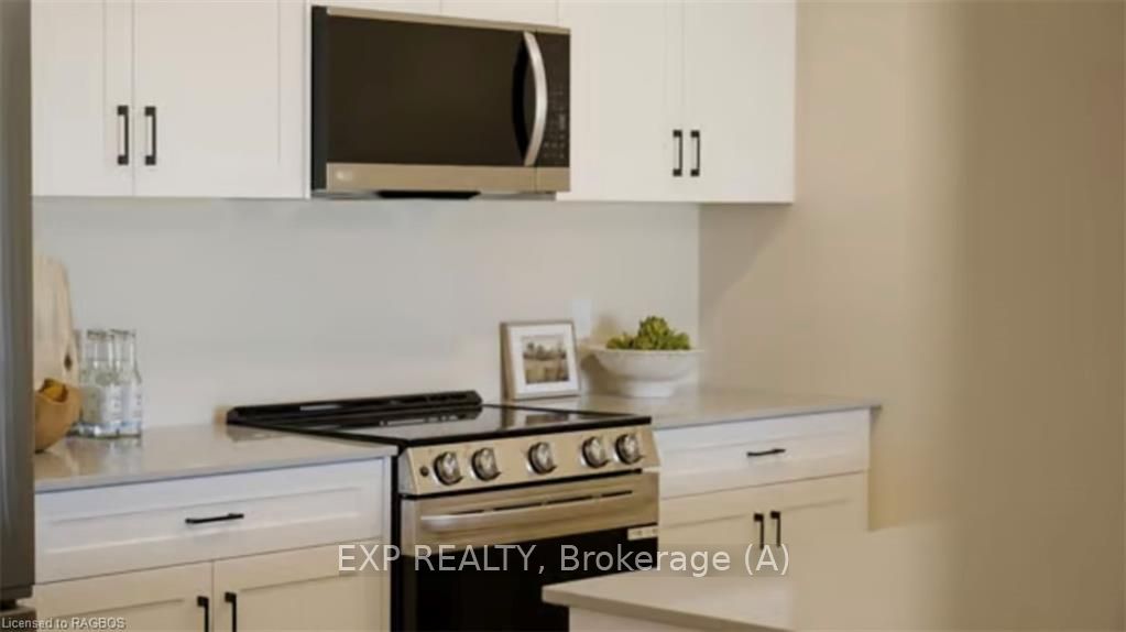 315 Arnaud Street Property Photo 5
