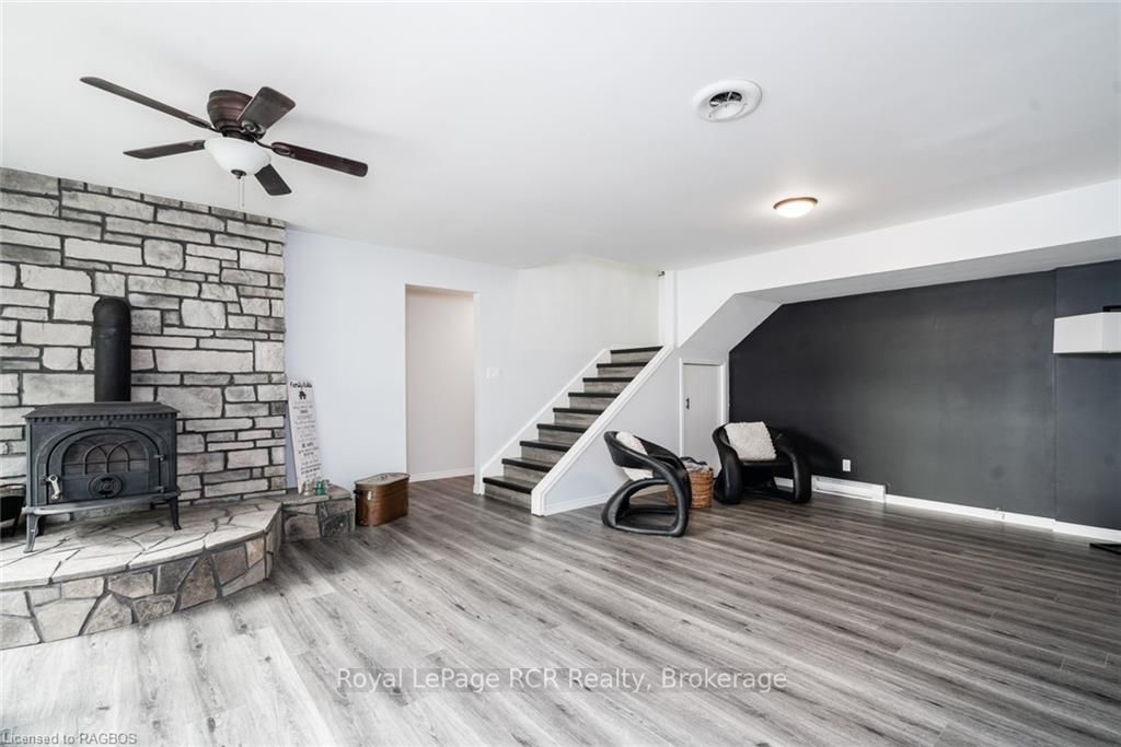 216 Fisher Crescent Property Photo 26