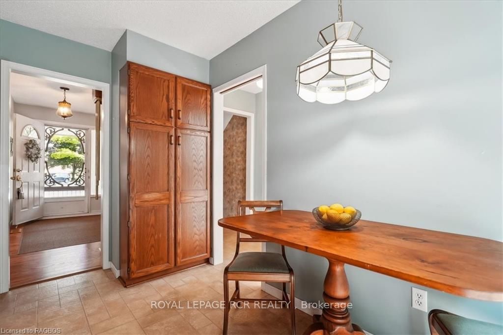 527 5th Street Property Photo 22