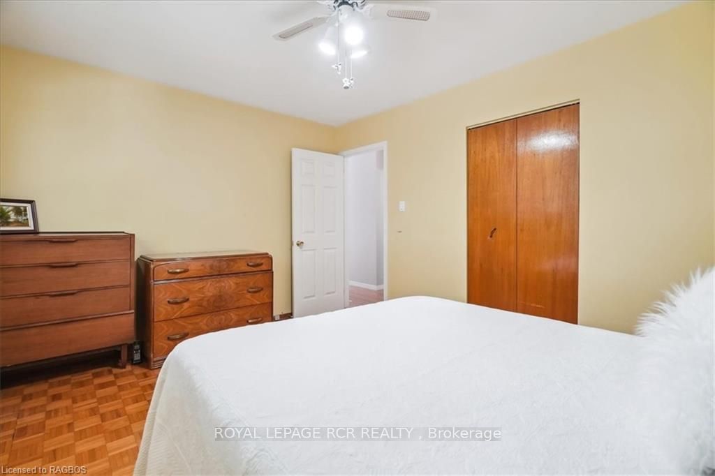 527 5th Street Property Photo 25