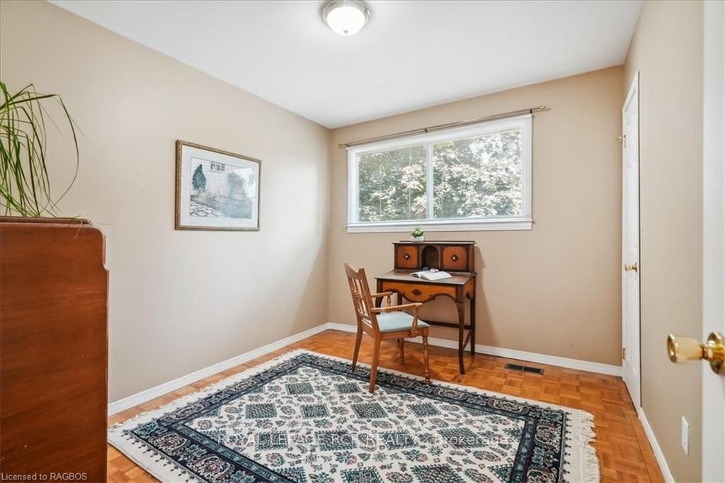 527 5th Street Property Photo 28