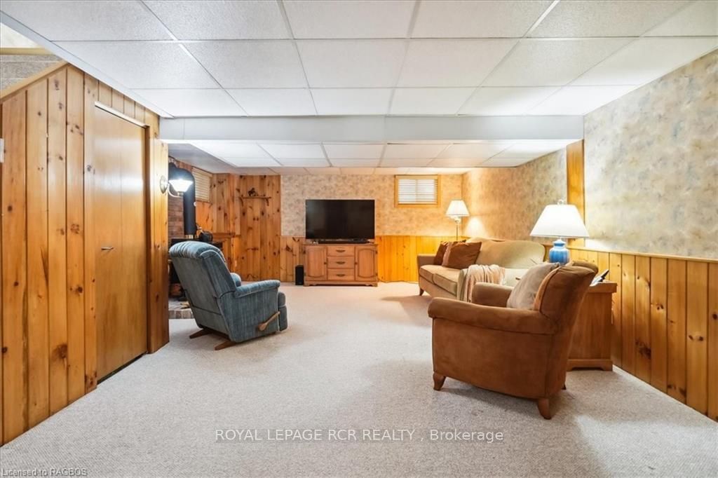 527 5th Street Property Photo 32