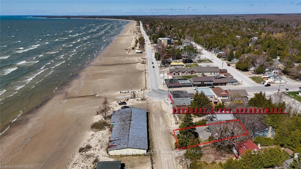 9 Lakeshore Boulevard Property Photo 3