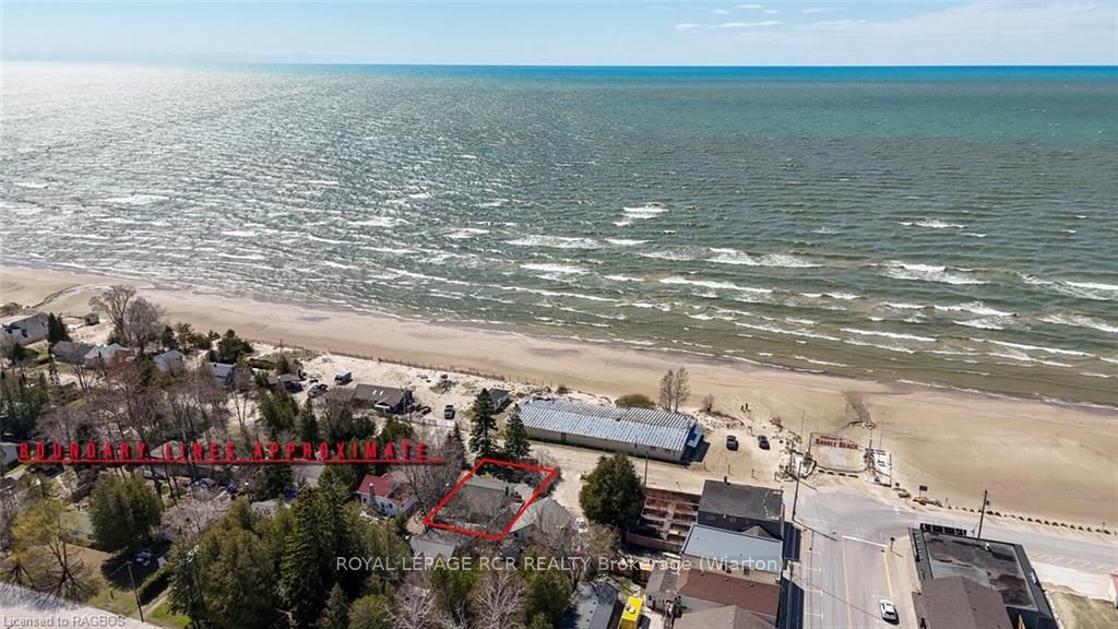 9 Lakeshore Boulevard Property Photo 7