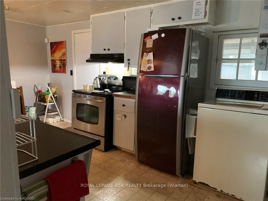 9 Lakeshore Boulevard Property Photo 41