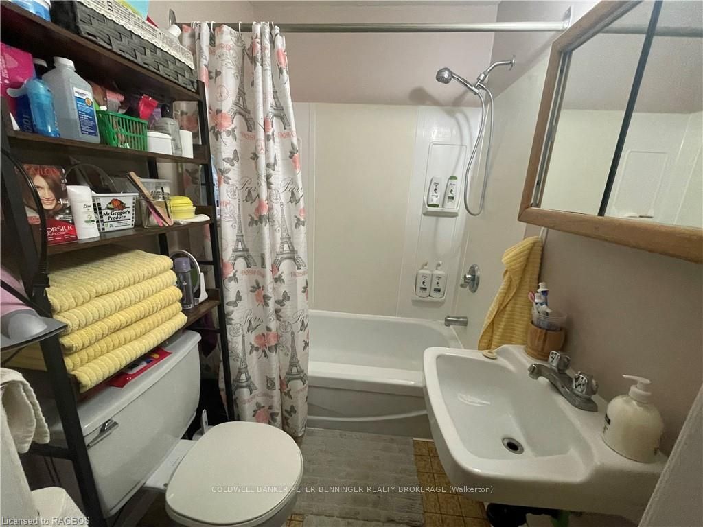 40 Absalom Street Property Photo 12