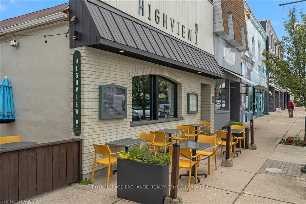 166 High Street Property Photo 3