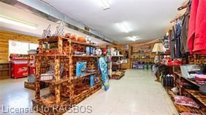 6313 6 Property Photo 8