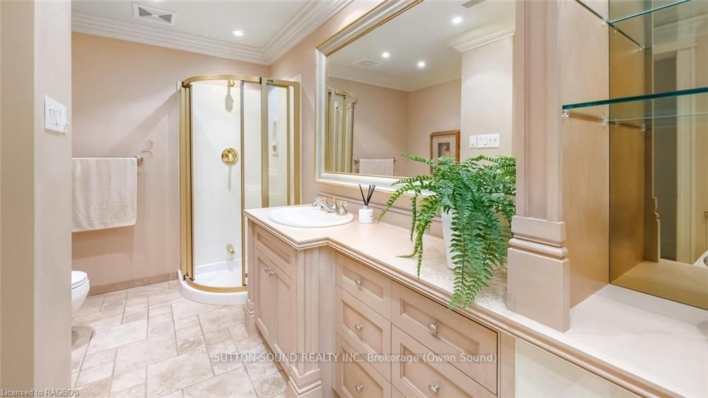 560 5th Street Property Photo 26