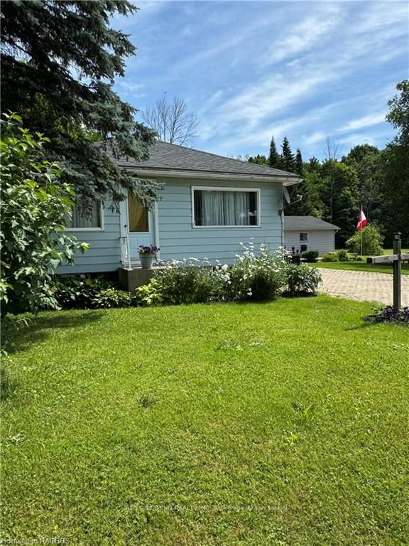 150 Sir Johns Cres Property Photo