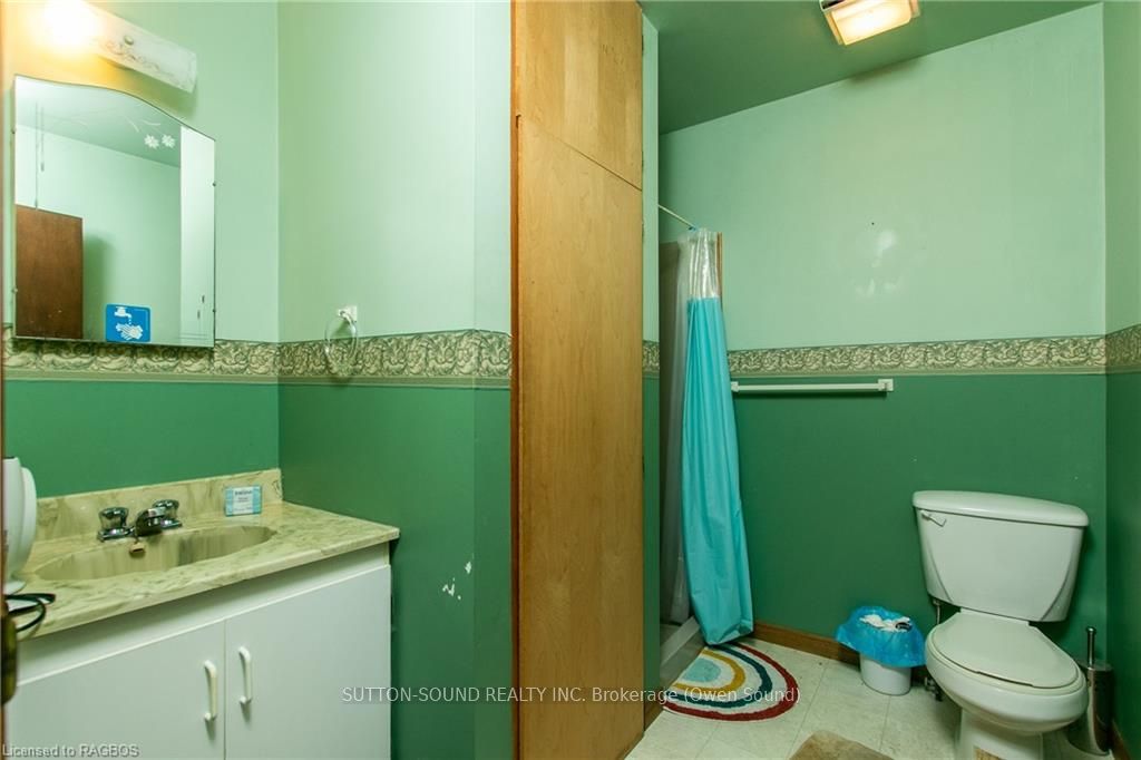 150 Sir Johns Crescent Property Photo 38