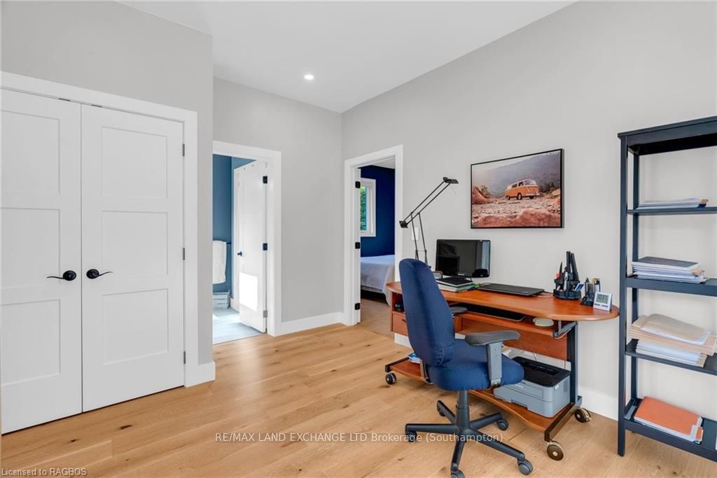 19 Walker Way Property Photo 28
