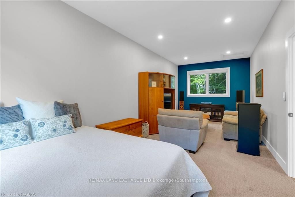 19 Walker Way Property Photo 33