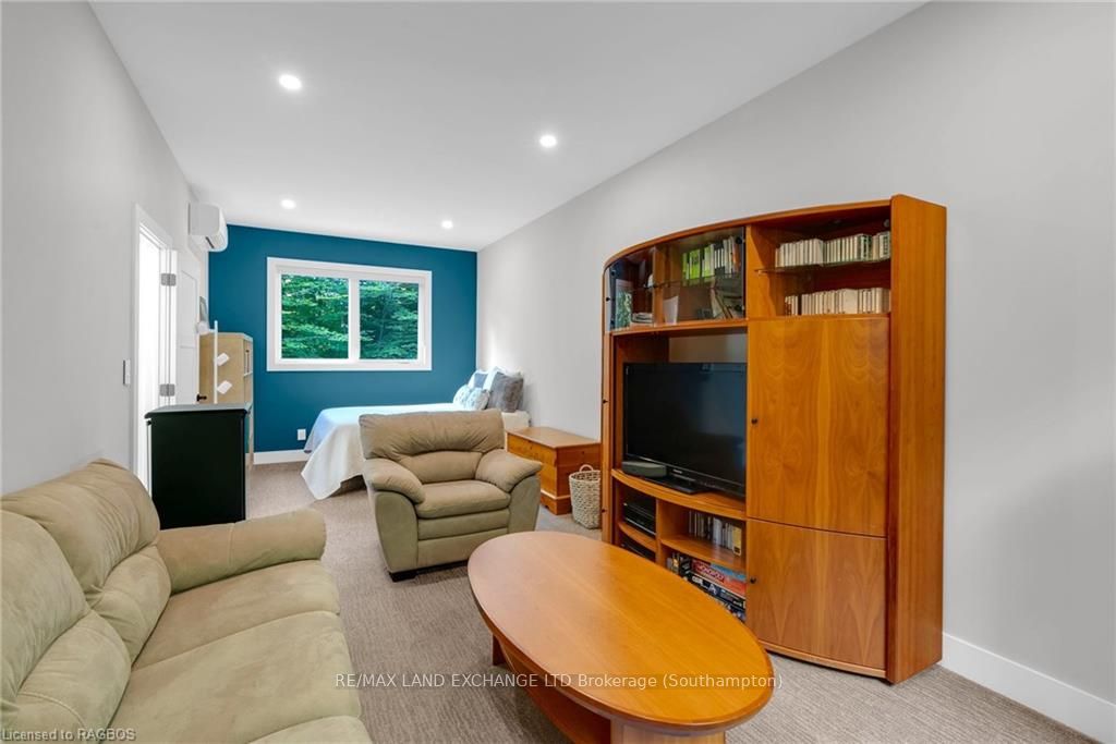 19 Walker Way Property Photo 35