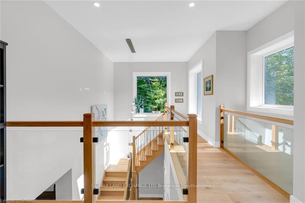 19 Walker Way Property Photo 36