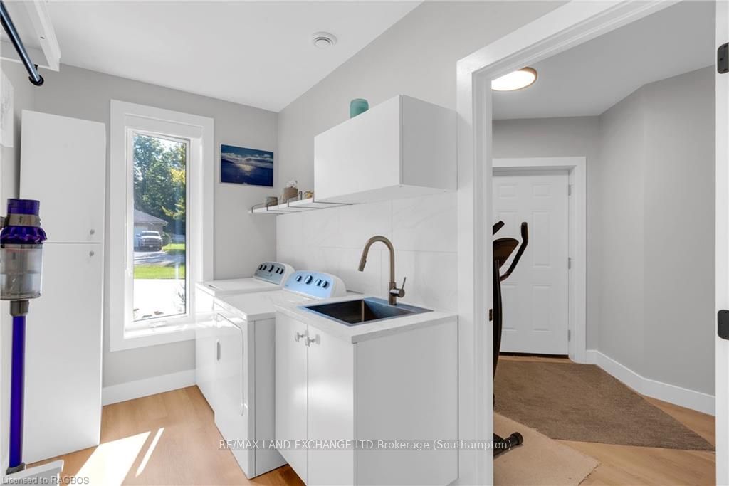 19 Walker Way Property Photo 38