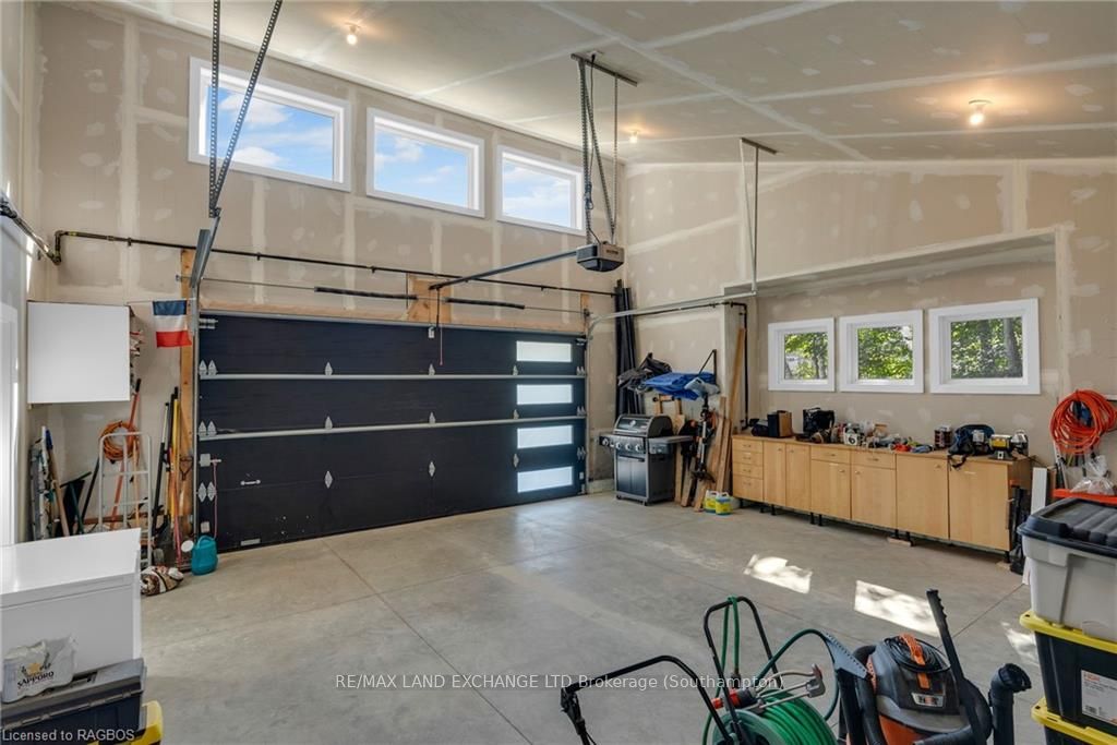 19 Walker Way Property Photo 39