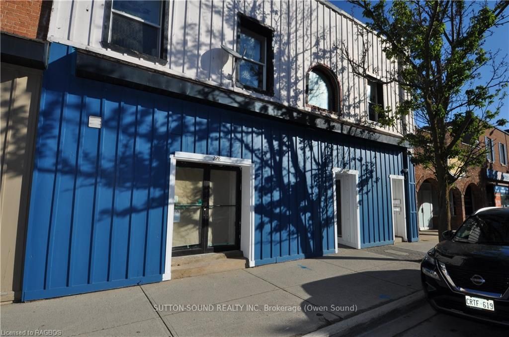 232 8th Street Property Photo 1