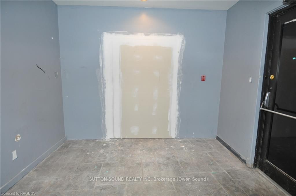 232 8th Street Property Photo 7