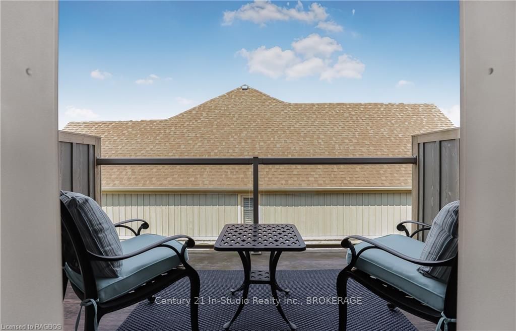 160 Hawthorn Crescent Property Photo 27