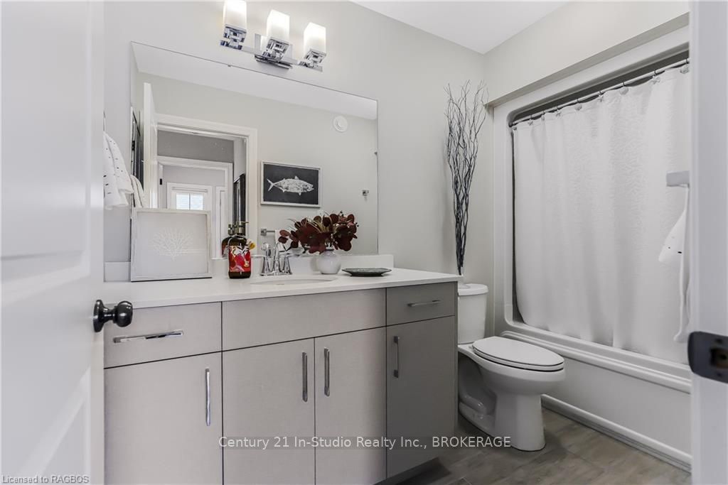 160 Hawthorn Crescent Property Photo 28