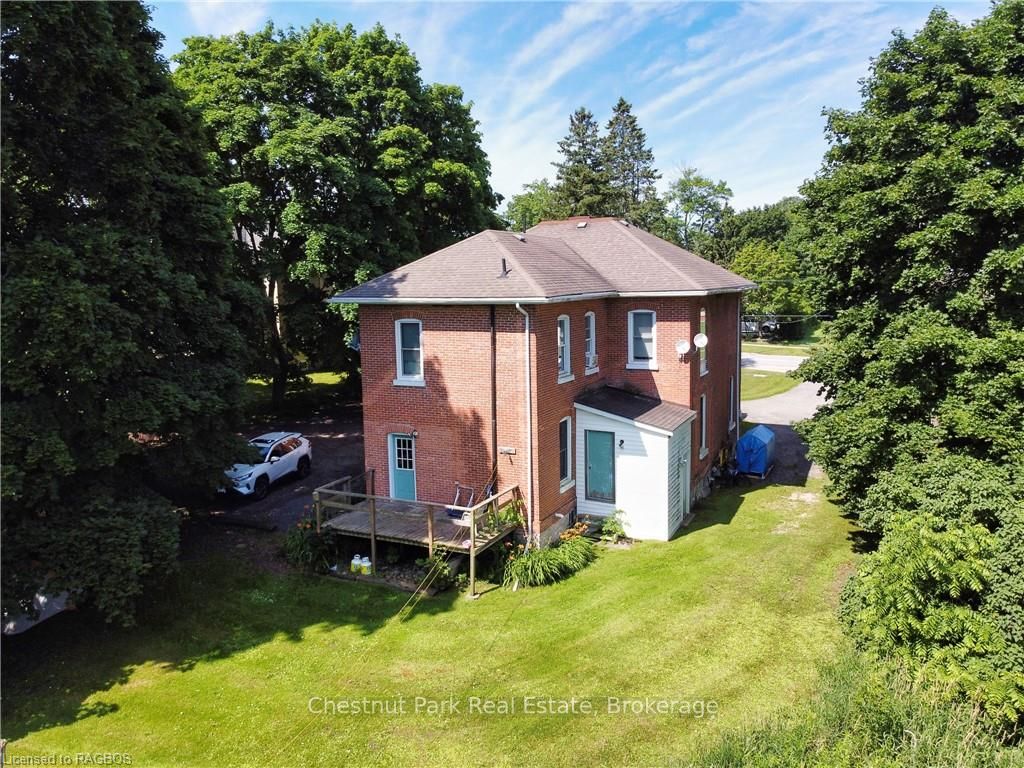 319 Berford Street Property Photo 2
