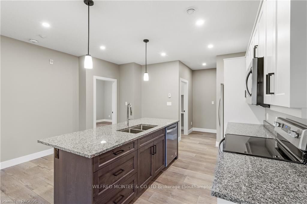 #1d - 644 Mill Street Property Photo 16