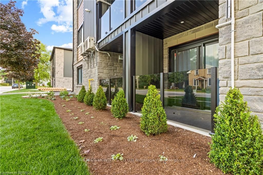 #1d - 644 Mill Street Property Photo 23