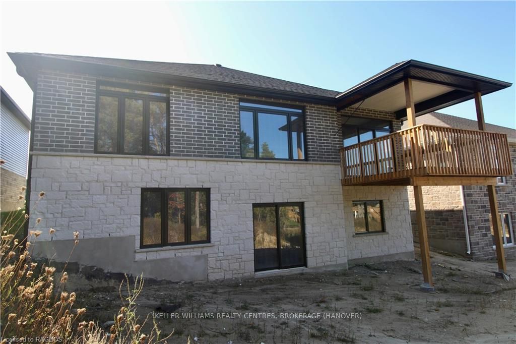 918 13th Street Property Photo 2