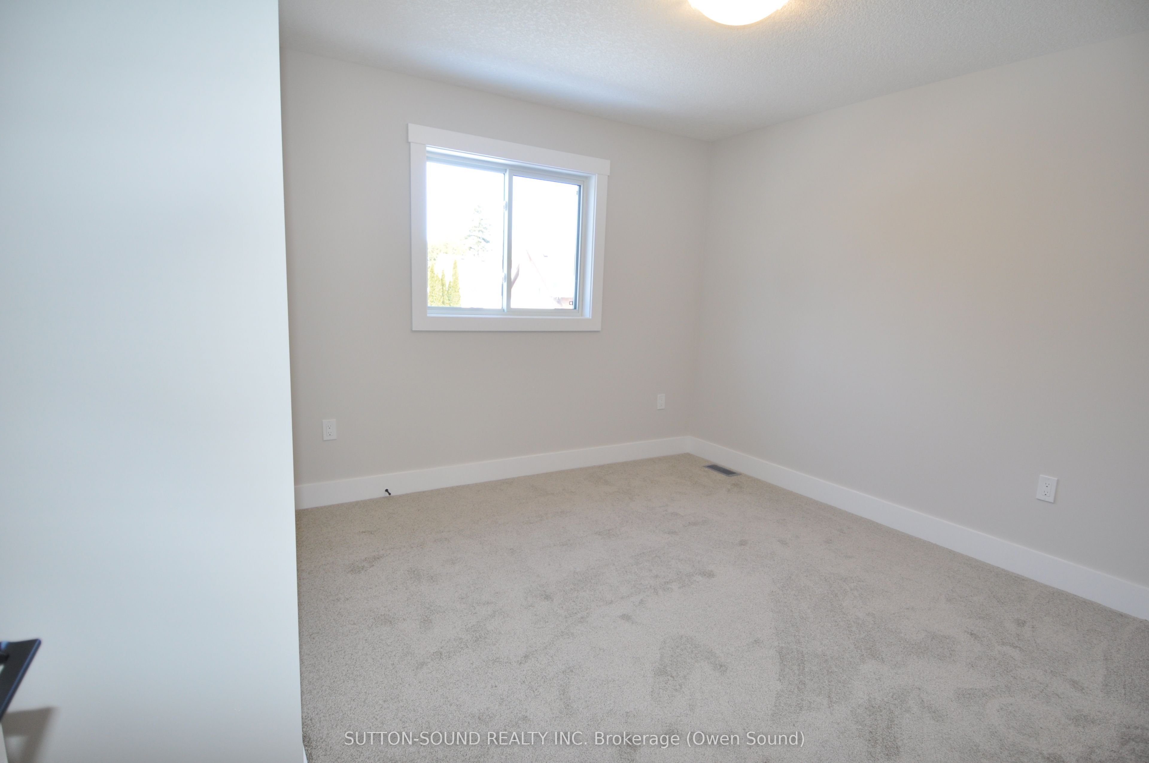 622 8th Street Property Photo 5