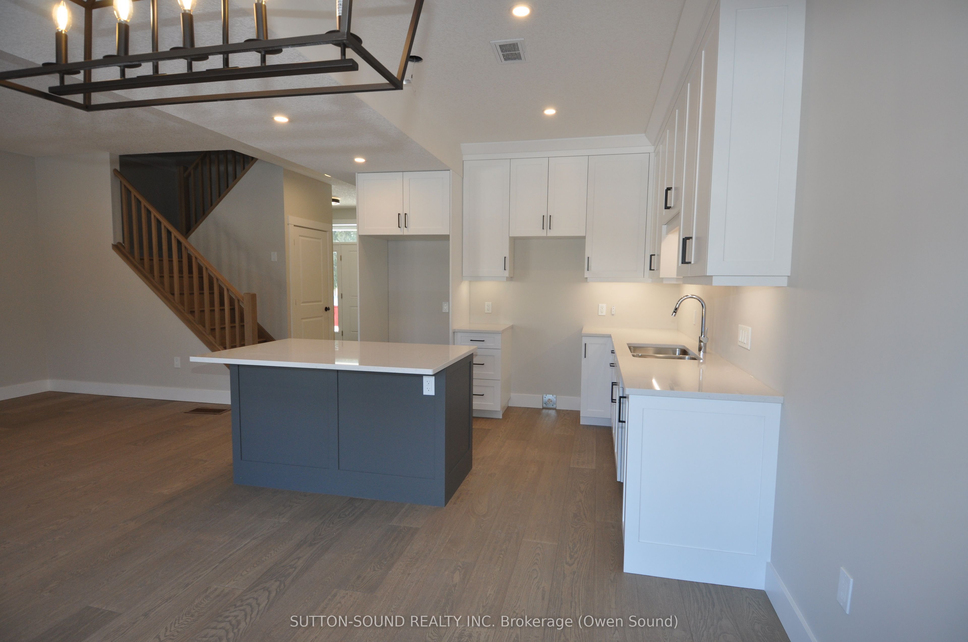 622 8th Street Property Photo 8