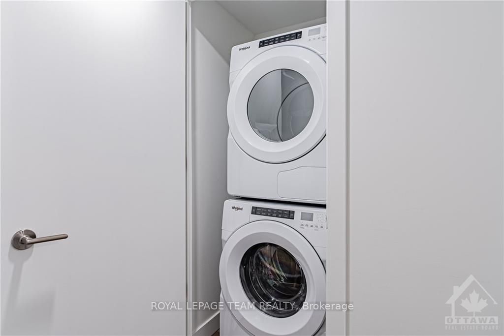 #309 - 10 James Street Property Photo 9