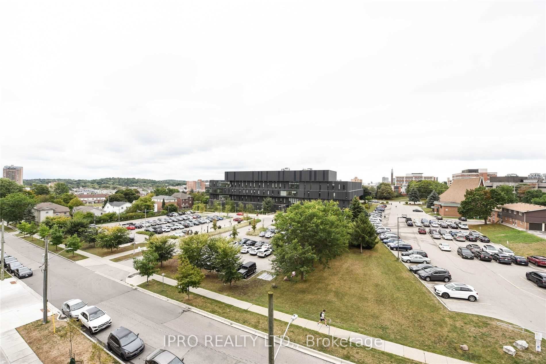 #b211 - 275 Larch Street Property Photo 4
