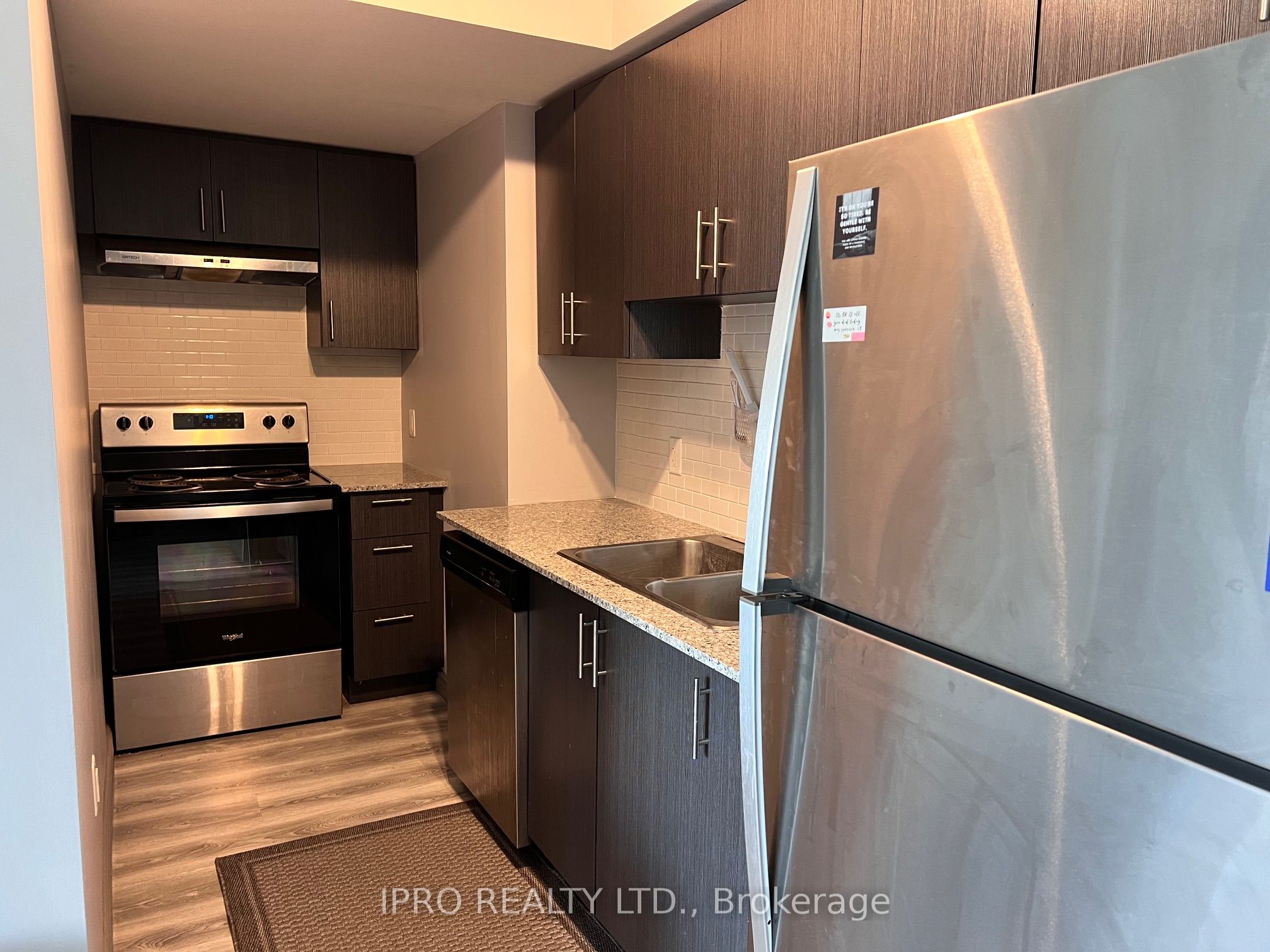 #b211 - 275 Larch Street Property Photo 7
