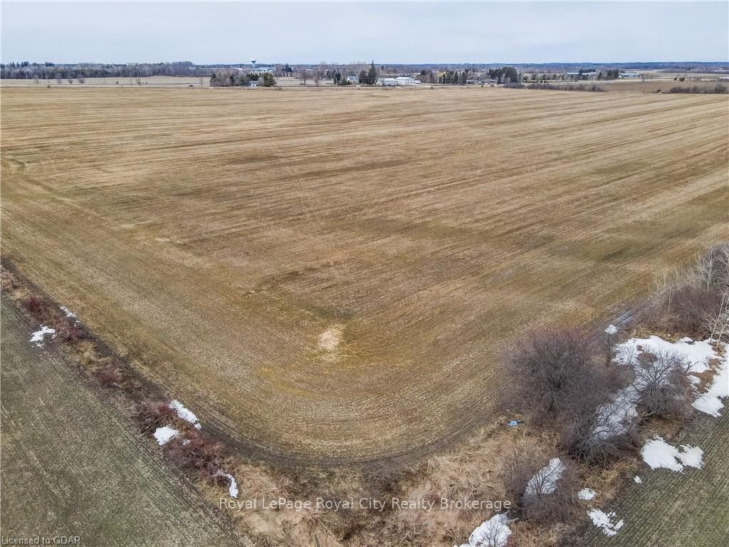 8147 Wellington 19 Road Property Photo 8
