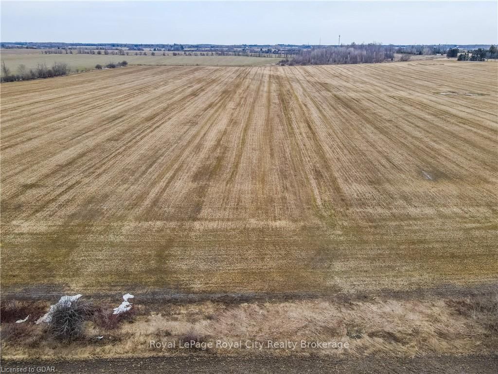 8147 Wellington 19 Road Property Photo 10