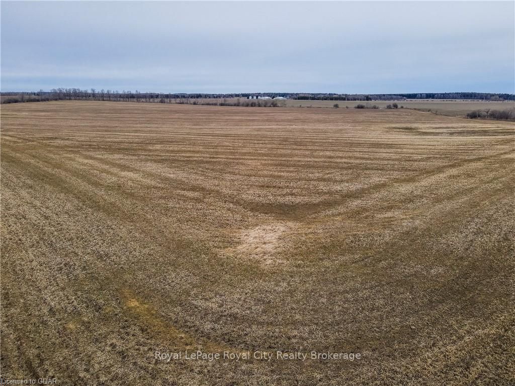 8147 Wellington 19 Road Property Photo 14